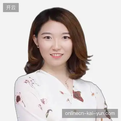 董飞怡